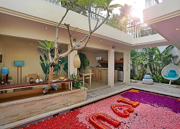 Canggu's Trendiest Point 1bdr Residence